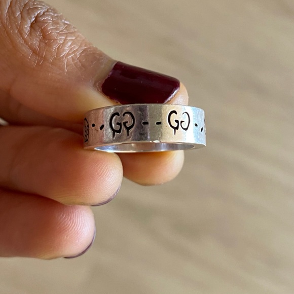 scratched gucci ring